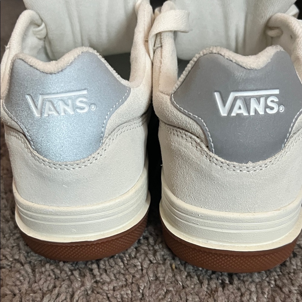 Vans Kids Cream and Brown Sneakers - Picture 2 of 6